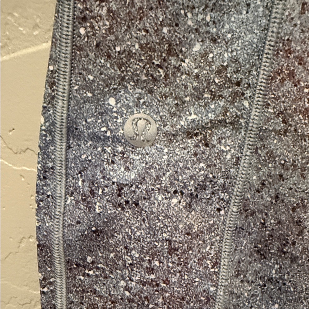 Lululemon Athletica Purple and Gray Leggings 4 - Picture 6 of 9